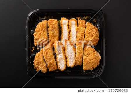 [Canadian Pork] Tonkatsu (Pork Cutlet) 139729083