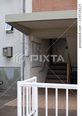 住宅區內的樓梯 住宅區內的樓梯 139729225