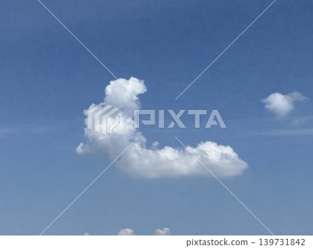Cloud 139731842