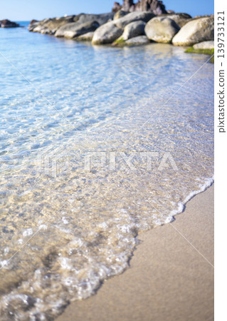 A beach on the Sea of Japan with stunningly clear waters (Hawaii Beach, Tottori Prefecture) A beach on the Sea of Japan with stunningly clear waters (Hawaii Beach, Tottori Prefecture) 139733121