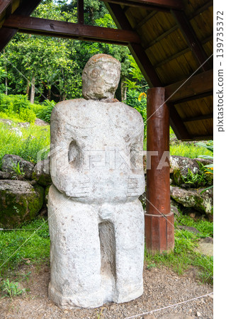 Ancient tiki statue at Te Lipona, Puamau, Hiva Oa, French Polynesia Ancient tiki statue at Te Lipona, Puamau, Hiva Oa, French Polynesia 139735372