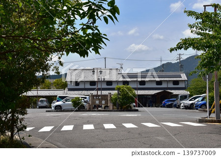 Mie Prefecture, Kameyama City: Michi-no-Eki Sekijuku and fresh greenery Mie Prefecture, Kameyama City: Michi-no-Eki Sekijuku and fresh greenery 139737009