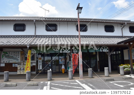 三重縣龜山市:關宿路邊站和藍天 三重縣龜山市:關宿路邊站和藍天 139737012