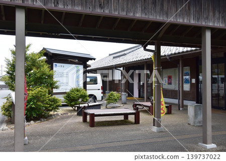 Rest area and information board at Michi-no-Eki Sekijuku, Kameyama City, Mie Prefecture Rest area and information board at Michi-no-Eki Sekijuku, Kameyama City, Mie Prefecture 139737022