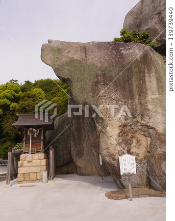 夫婦岩和鴉天狗雕塑 夫婦岩和鴉天狗雕塑 139739440