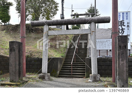 岩槻市漫步：諏訪神社 - 鳥居與石階 139740869