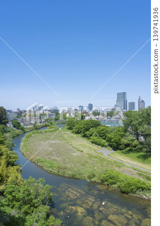 春天的廣瀨河和仙台市全景 春天的廣瀨河和仙台市全景 139741936
