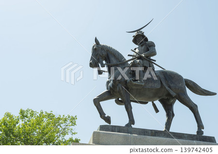 Fresh greenery and the equestrian statue of Date Masamune 139742405