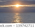 海岸線和日出 139742711