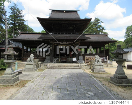 Yamaguchi City, Yamaguchi Prefecture! The main hall of Ima Hachimangu Shrine Yamaguchi City, Yamaguchi Prefecture! The main hall of Ima Hachimangu Shrine 139744444