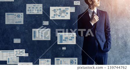 The concept of business professionals and digital technology The concept of business professionals and digital technology 139744762