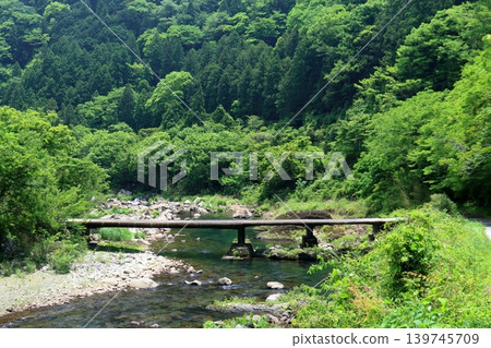堀高潛水橋，綠意盎然的季節，高知縣北川村 139745709