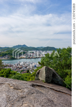 A view of Tsuzumi-iwa rock and the Onomichi Channel from Senkoji Park in Onomichi City, Hiroshima Prefecture. A view of Tsuzumi-iwa rock and the Onomichi Channel from Senkoji Park in Onomichi City, Hiroshima Prefecture. 139745869