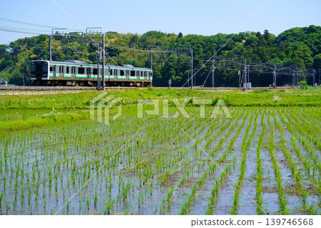 E131 series train being moved on the Sobu Main Line 139746568