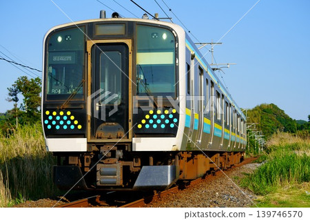 E131 series running on the Tomiura straight section E131 series running on the Tomiura straight section 139746570