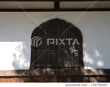 Old temple door 139746895