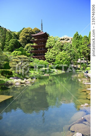 西京(西都):琉璃光寺五重塔(國寶) 西京(西都):琉璃光寺五重塔(國寶) 139746906