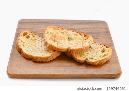 Toasted white country bread Toasted white country bread 139746961