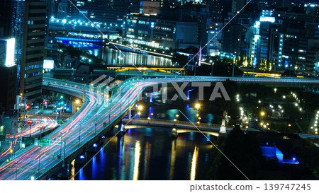 從摩天大樓看城市夜景 從摩天大樓看城市夜景 139747245