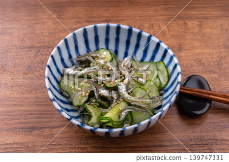 醃製乾沙丁魚 醃製乾沙丁魚 139747331