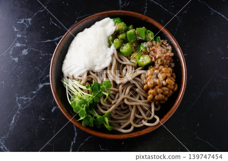 納豆和磨碎的山藥蕎麥麵 納豆和磨碎的山藥蕎麥麵 139747454