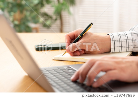 Male, handheld, business, notebook Male, handheld, business, notebook 139747689