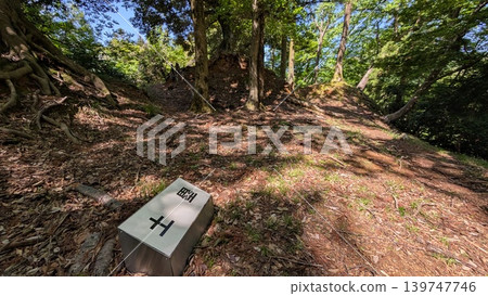 福井縣美濱町國吉城:原第二外堡遺址。 福井縣美濱町國吉城:原第二外堡遺址。 139747746
