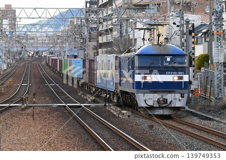 東海道本線四重列車駛過甲南山手站 東海道本線四重列車駛過甲南山手站 139749353