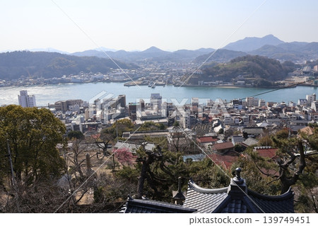 View of the Onomichi Channel and the townscape of Onomichi from Senkoji Temple View of the Onomichi Channel and the townscape of Onomichi from Senkoji Temple 139749451