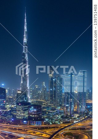 A stunning night view of the Burj Khalifa in Dubai. 139751408