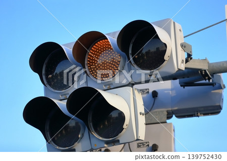 Traffic light Traffic light 139752430