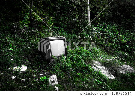 Forest Television Retro Outdoor Green Forest Television Retro Outdoor Green 139755514