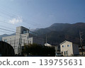 A cloud over the mountain 139755631