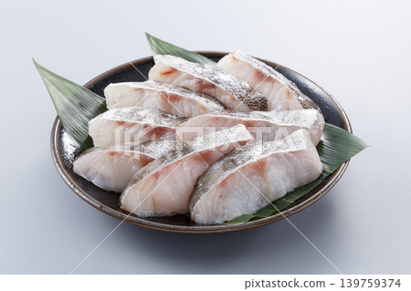 產自宮城縣的新鮮鱈魚片。 產自宮城縣的新鮮鱈魚片。 139759374