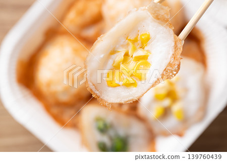 Thai coconut pancakes (Khanom Krok) with corn and spring onion toppings, Top view Thai coconut pancakes (Khanom Krok) with corn and spring onion toppings, Top view 139760439