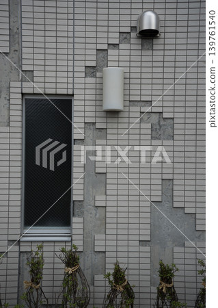 Tile wall under repair 139761540