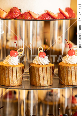 Image of afternoon tea Image of sweets such as cupcakes Image of afternoon tea Image of sweets such as cupcakes 139762741
