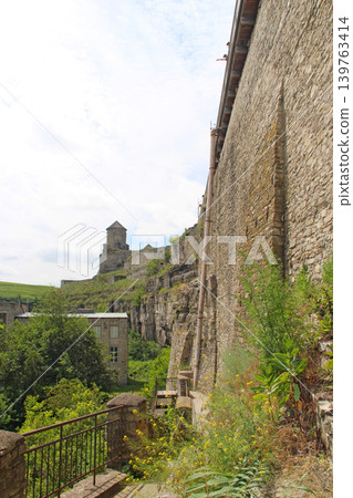 Medieval castle in Kamyanets-Podilskyi with views of high stony walls Medieval castle in Kamyanets-Podilskyi with views of high stony walls 139763414