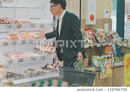super market, supermarket, gents 139766709