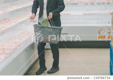 super market, supermarket, gents 139766716