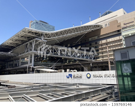 May 19, 2026, JR Osaka Station May 19, 2026, JR Osaka Station 139769146