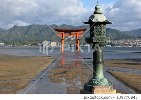 世界遺產：安藝國宮島－晨曦中閃耀的嚴島神社大鳥居 139770943