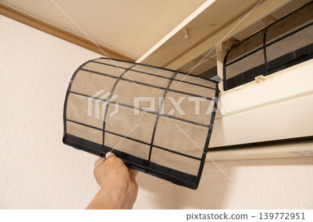 骯髒的空調過濾器 骯髒的空調過濾器 139772951