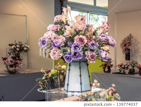 Roses Roses 139774037