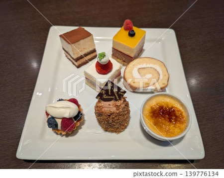 美味的甜點 美味的甜點 139776134