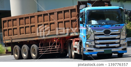 廢料運輸車 廢料運輸車 139776357