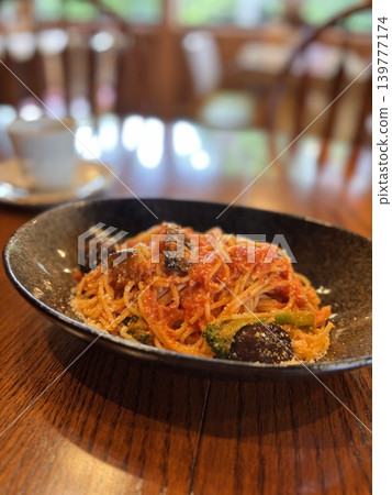 Cafe-style tomato sauce pasta Cafe-style tomato sauce pasta 139777174