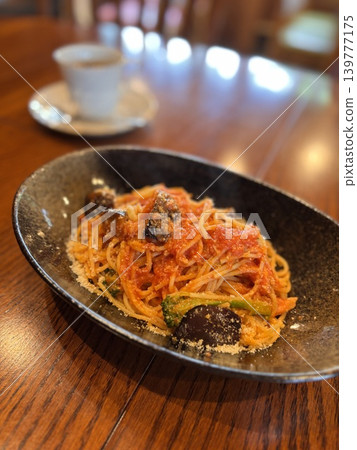Cafe-style tomato sauce pasta Cafe-style tomato sauce pasta 139777175
