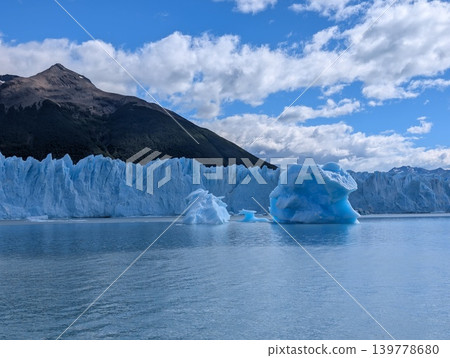 Perito Moreno Glacier Landscape with Floating Icebergs in Argentina 139778680