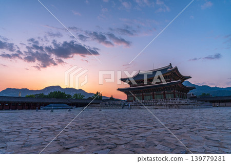 Seoul, South Korea - May. 17, 2026 : Majestic Geunjeongjeon Hall in Gyeongbokgung Palace glowing in intense sunset light, Seoul, South Korea Seoul, South Korea - May. 17, 2026 : Majestic Geunjeongjeon Hall in Gyeongbokgung Palace glowing in intense sunset light, Seoul, South Korea 139779281